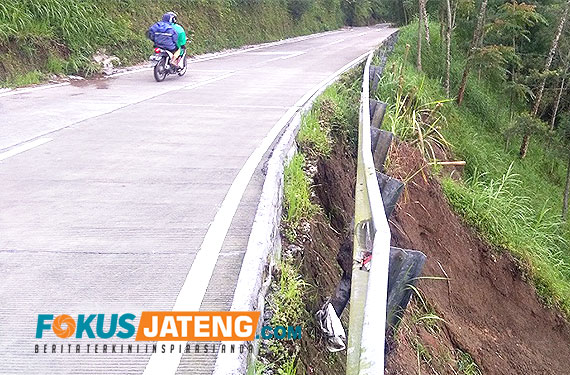 longsor di jalur ssb