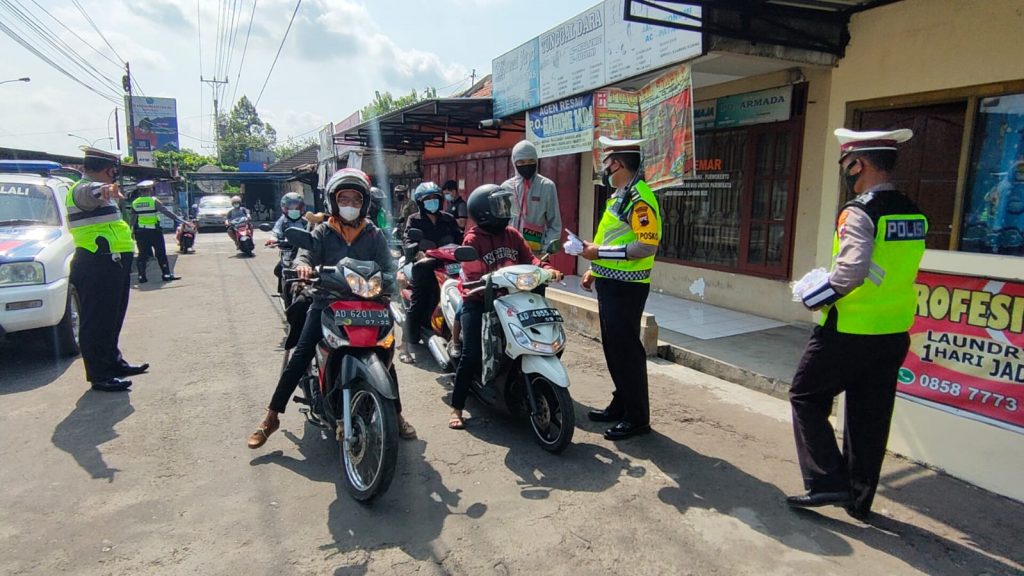 Satlantas Boyolali Terapkan Tilang Vaksin