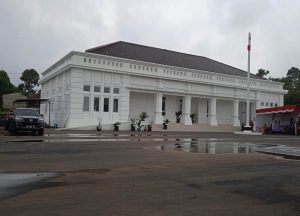 kantor kecamatan Gladagsari