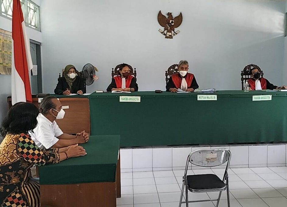 anak gugat ibu kandung