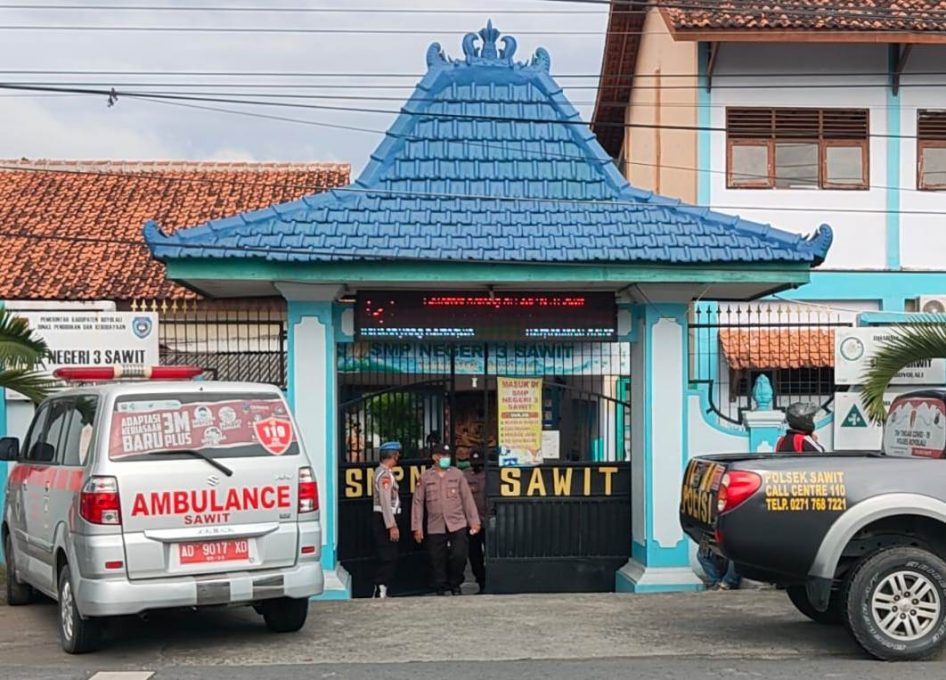 Penularan COVID-19 di SMPN 3 Sawit