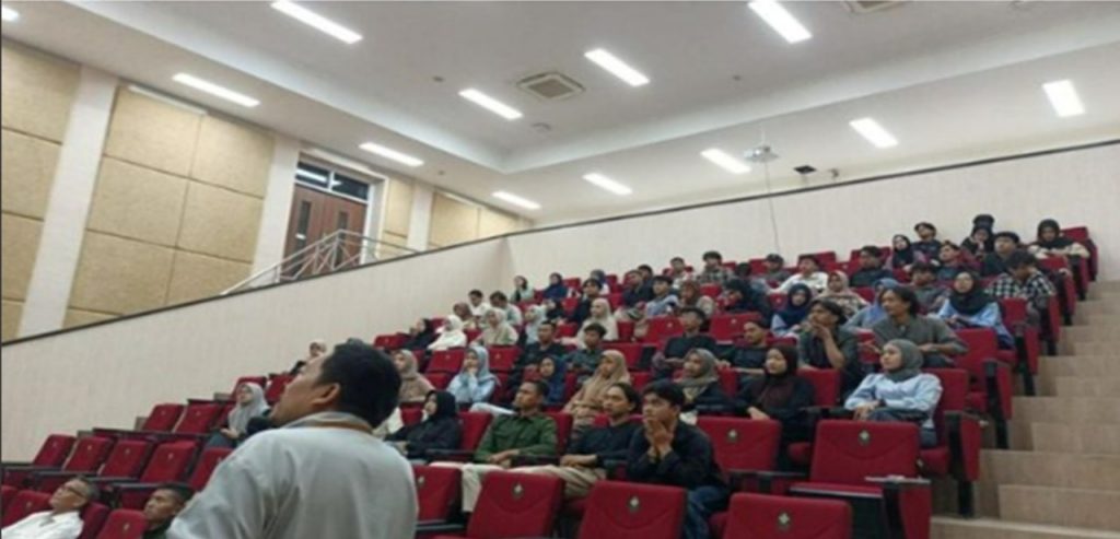 Focus Group Discussion (FGD) dengan tema “Kejaksaan Superbody dan Ancaman Kekuasaan Absolut” diselenggarakan di Gedung Teater Lantai 3 ISDB Prof. Qodri Azizy, UIN Walisongo Semarang.