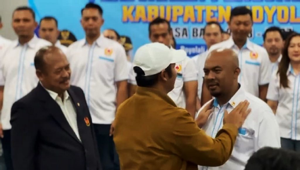 Pengurus Komite Olahraga Nasional Indonesia (KONI) Kabupaten Boyolali masa bakti 2023–2027 resmi dikukuhkan dan dilantik oleh Ketua KONI Jawa Tengah, Sujarwanto Dwiatmoko. Prosesi pelantikan Penggantian Antar Waktu (PAW) ini digelar di Front One Boutique Adria Boyolali, Selasa malam (30/12/2025).